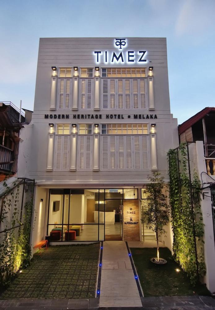 Timez Hotel Melaka Екстериор снимка