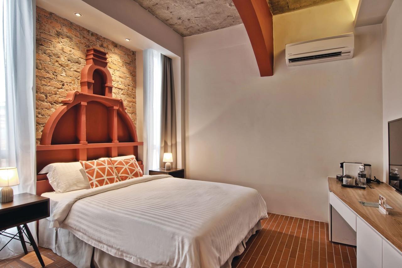 Timez Hotel Melaka Екстериор снимка