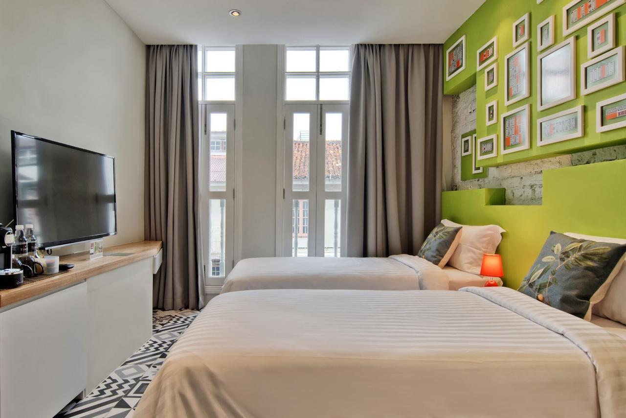Timez Hotel Melaka Екстериор снимка