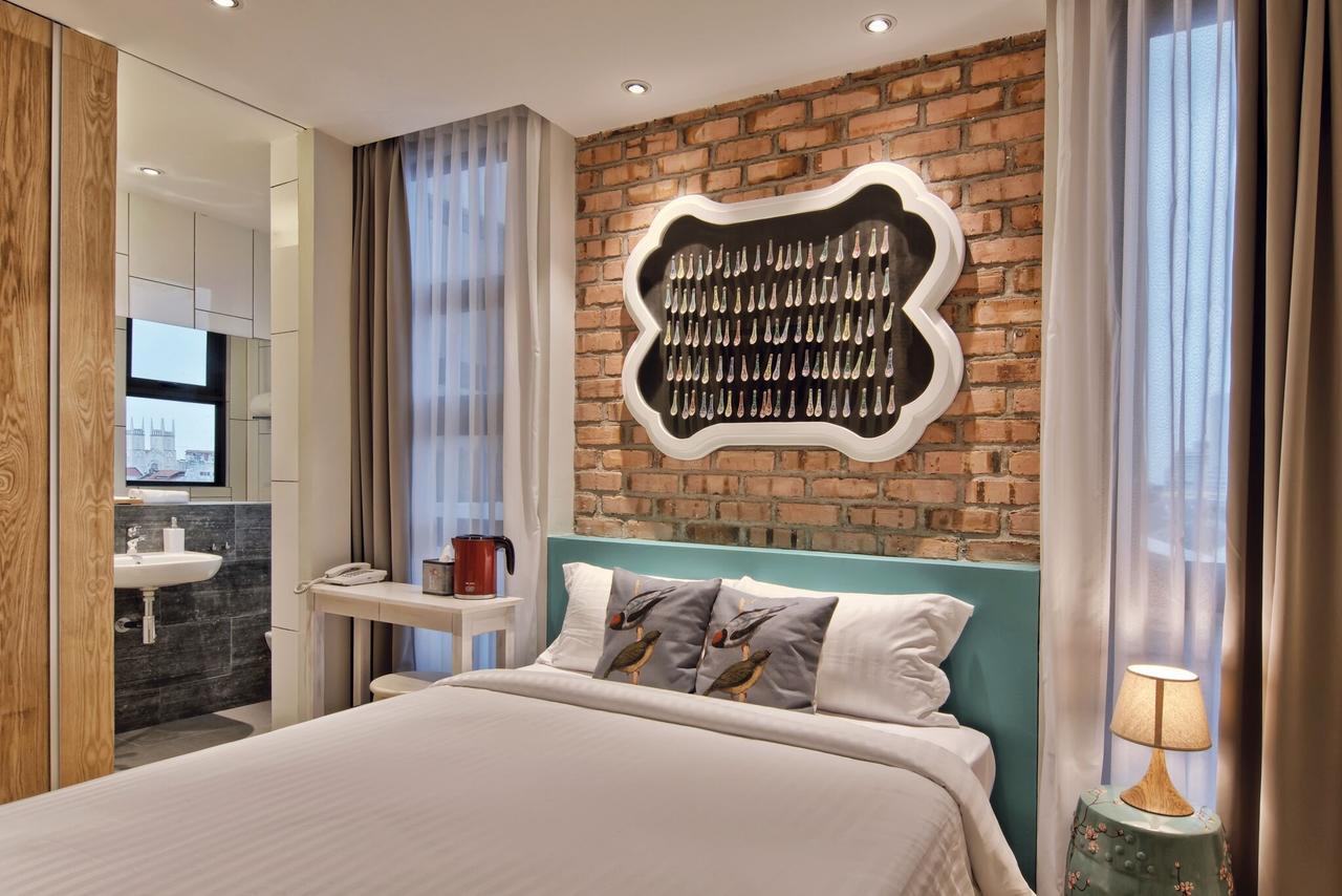 Timez Hotel Melaka Екстериор снимка