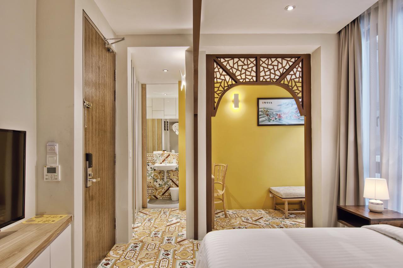 Timez Hotel Melaka Екстериор снимка